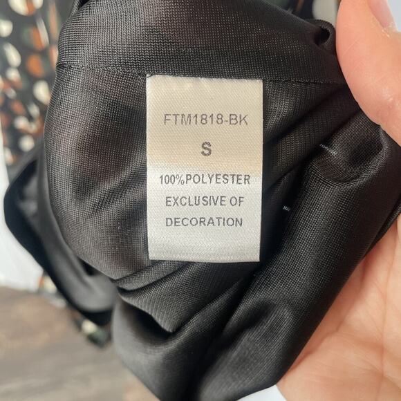 THML Women's Smocked Mini Dress Size S Black Short Sleeve Modern Geo Ruffle Boho - Picture 10 of 11